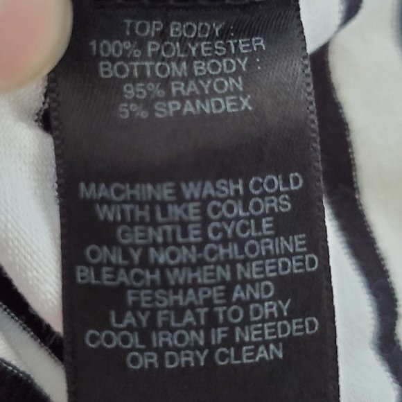 White House Black Market (Medium Black and white top) - Picture 7 of 9